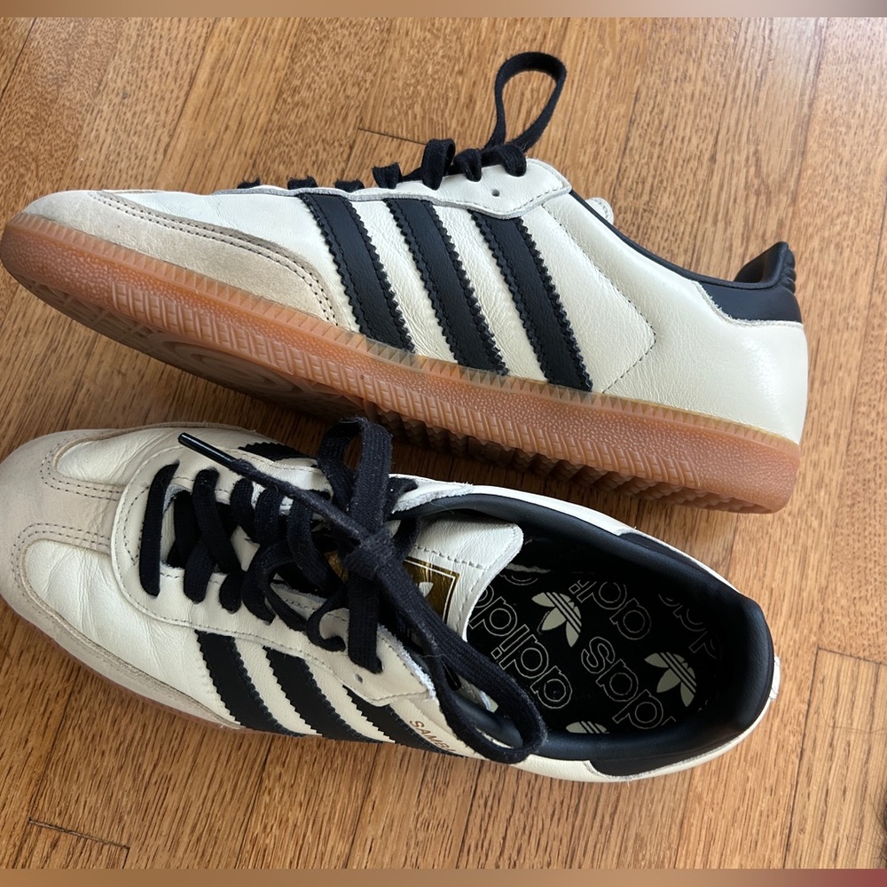 Adidas Sambas women size 9.5